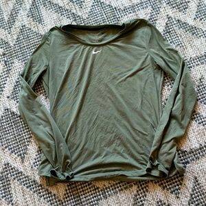 Nike Dri-FIT long sleeve size women's s